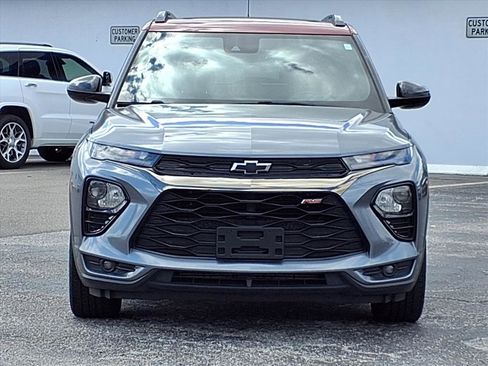 Used 2021 Chevrolet TrailBlazer RS w/ Sun and Liftgate Package image 2