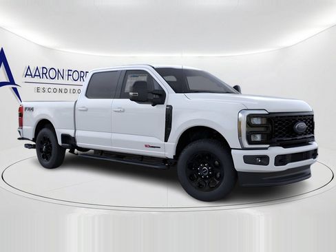 New 2026 Ford F250 XLT w/ XLT Premium Package AWD/4WD image 8