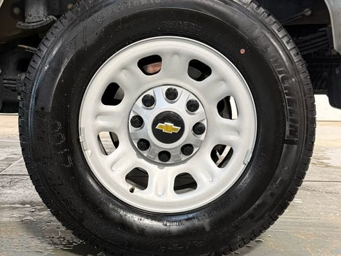 Certified 2024 Chevrolet Silverado 3500 W/T image 9
