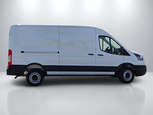 New 2026 Ford Transit 250 148 Medium Roof RWD image 3