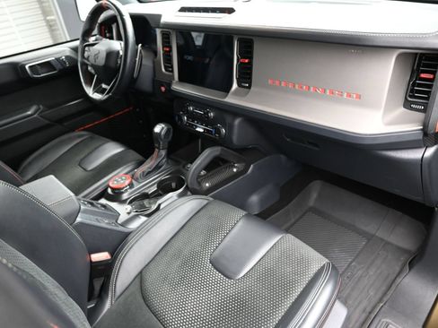 Used 2024 Ford Bronco Raptor w/ Interior Carbon Fiber Pack 6 AWD/4WD image 40