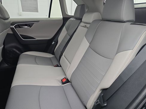 Used 2025 Toyota RAV4 Limited image 14