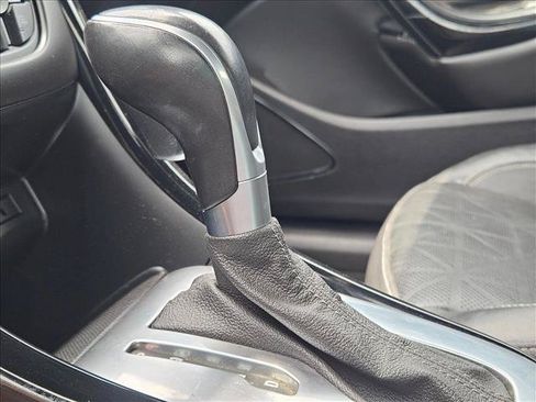 Used 2019 Buick Cascada Premium FWD image 10