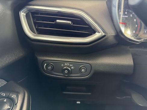 Used 2023 Chevrolet TrailBlazer LT image 17