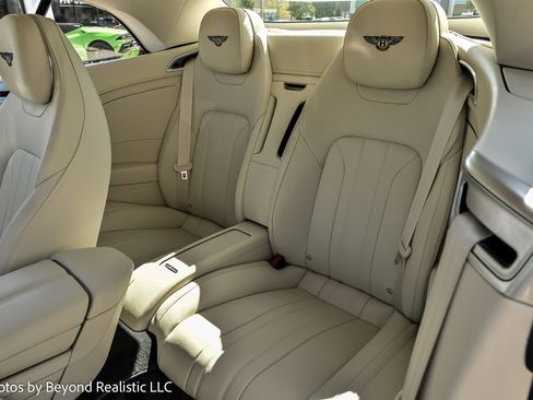 Used 2020 Bentley Continental GT image 34