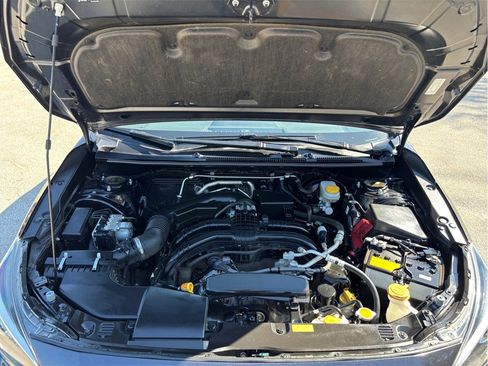 Used 2019 Subaru Crosstrek 2.0i Premium w/ Eyesight System image 36