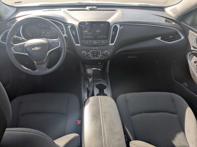 Used 2025 Chevrolet Malibu LT FWD image 14