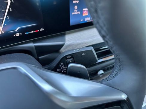 Used 2025 BMW 330i Sedan RWD image 25