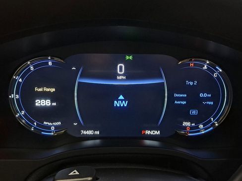 Used 2016 Cadillac Escalade Luxury image 15