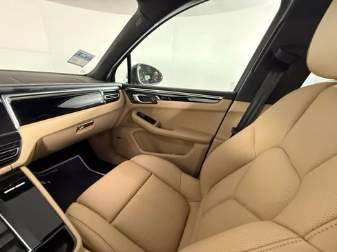 New 2025 Porsche Macan Turbo image 23