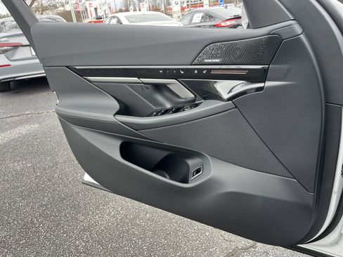 New 2026 BMW 530i w/ M Sport Package image 13