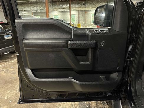Used 2019 Ford F150 XLT w/ Equipment Group 302A Luxury AWD/4WD image 30