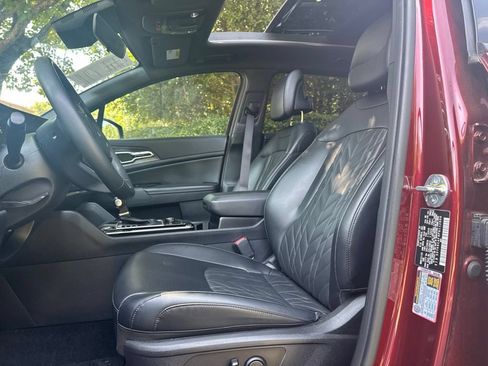 Used 2023 Kia Sportage X-Line w/ X-Line Premium Package AWD/4WD image 6