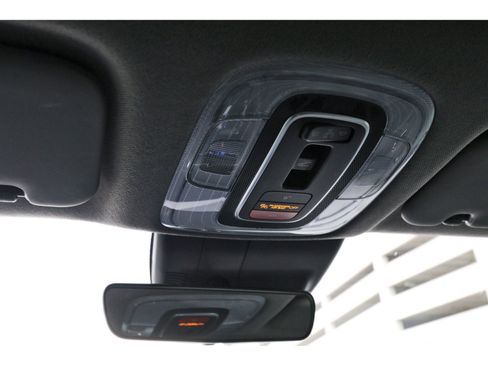 Certified 2025 Hyundai Elantra SEL image 21