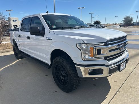 Used 2020 Ford F150 XLT image 7