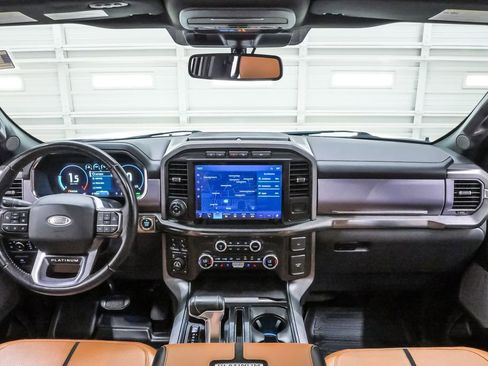 Used 2021 Ford F150 Platinum w/ FX4 Off-Road Package image 16