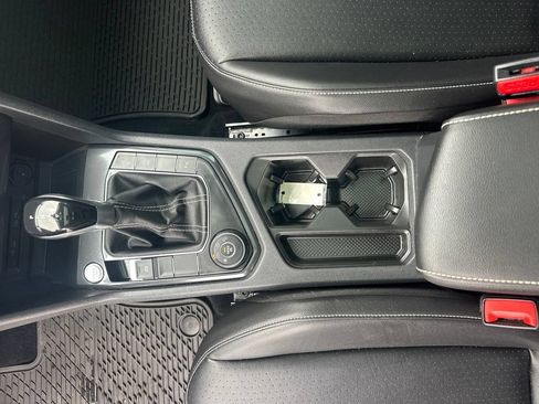 Used 2022 Volkswagen Tiguan SE R-Line AWD/4WD image 33