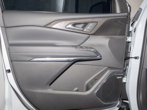 Certified 2026 Chevrolet Traverse High Country w/ LPO, Floor Liner Package image 10