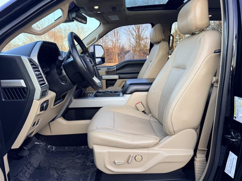 Used 2017 Ford F250 Lariat w/ Lariat Ultimate Package AWD/4WD image 30