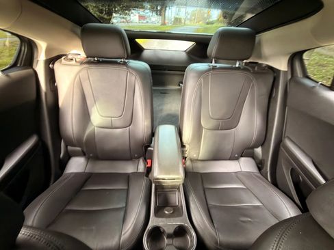 Used 2014 Chevrolet Volt Premium w/ Premium Trim Package image 50