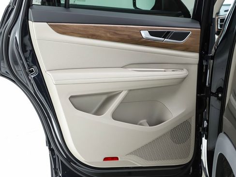 New 2026 Volkswagen Atlas SE image 54