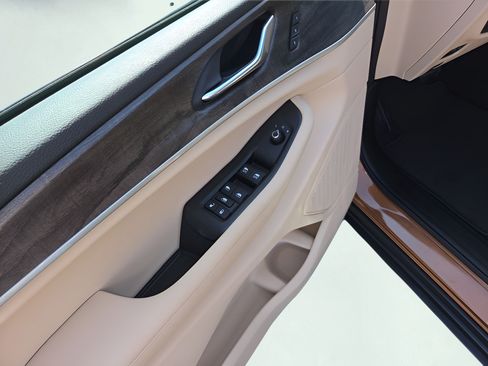 New 2026 Jeep Grand Cherokee Limited AWD/4WD image 11