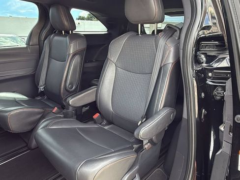 Used 2021 Toyota Sienna XSE w/ XSE Plus Package FWD image 26