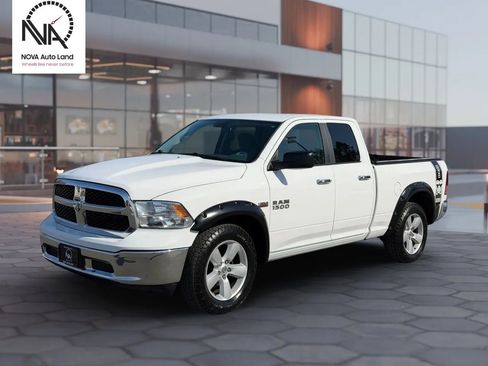 Used 2017 RAM 1500 Classic SLT image 1