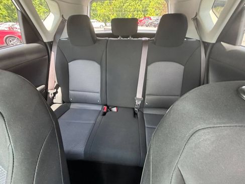 Used 2025 Kia Soul LX w/ LX Technology Package FWD image 33