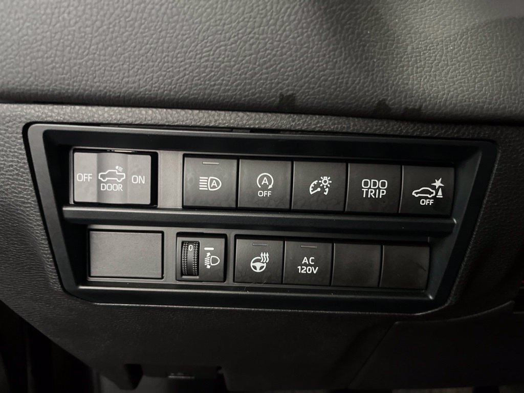 Used 2023 Toyota Tundra Limited w/ Power Package AWD/4WD image 13