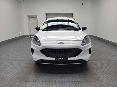 Used 2022 Ford Escape SE image 15