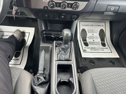 Used 2021 Toyota Tacoma SR5 image 59