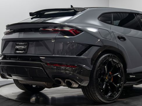 Used 2023 Lamborghini Urus Performante image 17