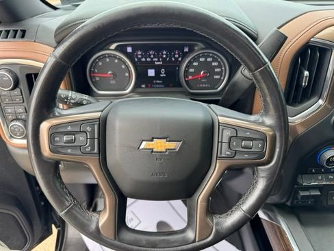 Used 2022 Chevrolet Silverado 2500 High Country w/ LPO, Dark Essentials Package AWD/4WD image 19