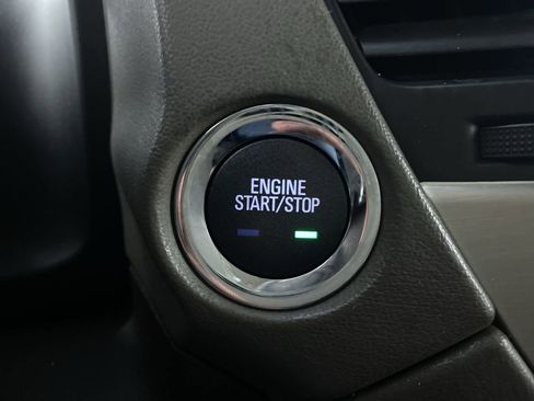 Certified 2020 GMC Yukon Denali w/ Denali Ultimate Package image 9