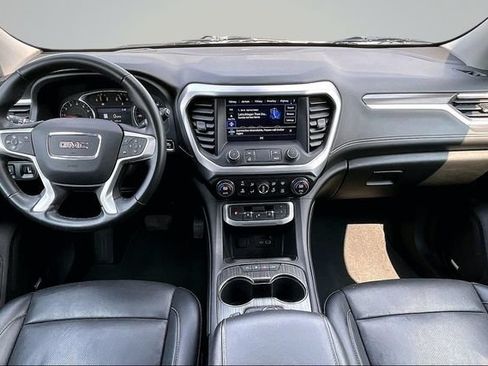 Used 2023 GMC Acadia SLT AWD/4WD image 7
