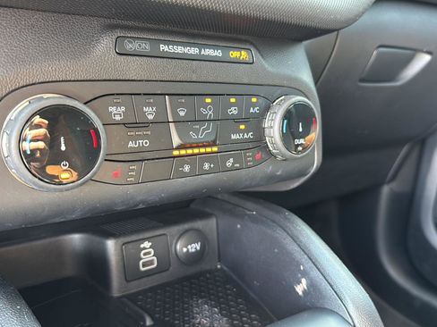 Used 2023 Ford Bronco Sport Outer Banks w/ Tech Package image 16