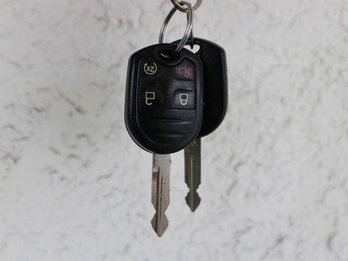 Used 2011 Ford F350 Lariat w/ Lariat Interior Pkg image 44