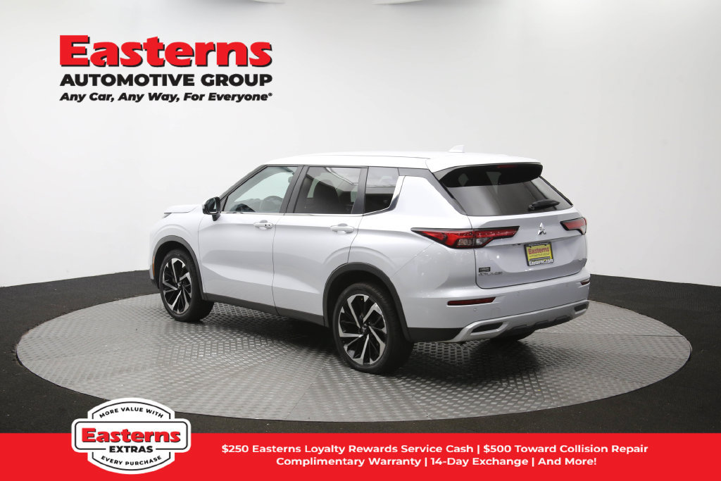 Used 2024 Mitsubishi Outlander SE FWD image 66