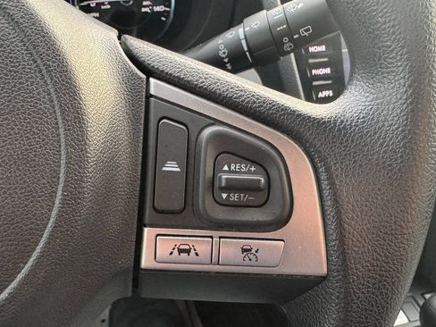 Used 2018 Subaru Forester 2.5i Premium image 11