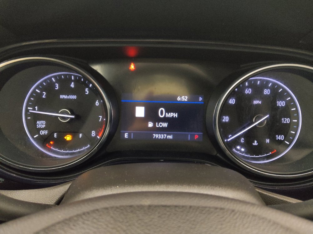 Used 2020 Buick Encore GX Essence w/ Advanced Technology Package FWD image 23