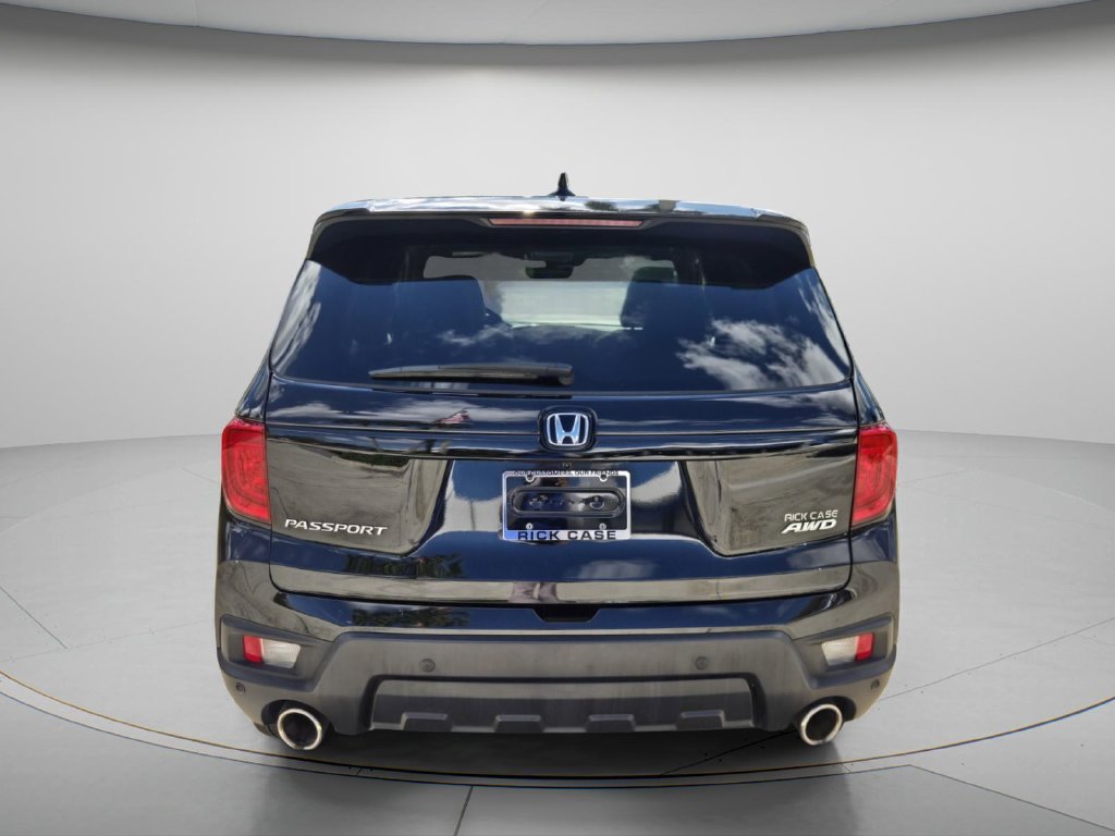 Certified 2025 Honda Passport EX-L image 6