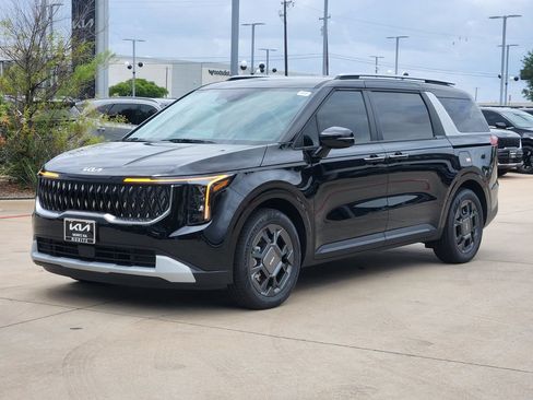 New 2026 Kia Carnival EX FWD image 2