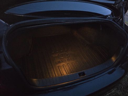 Used 2018 INFINITI Q50 Luxe w/ Sensory Package (Luxe) image 30