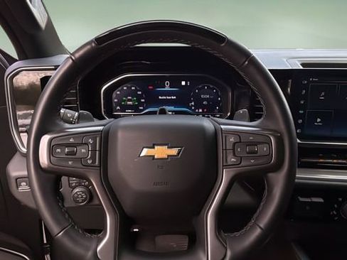 Used 2025 Chevrolet Silverado 1500 High Country image 10