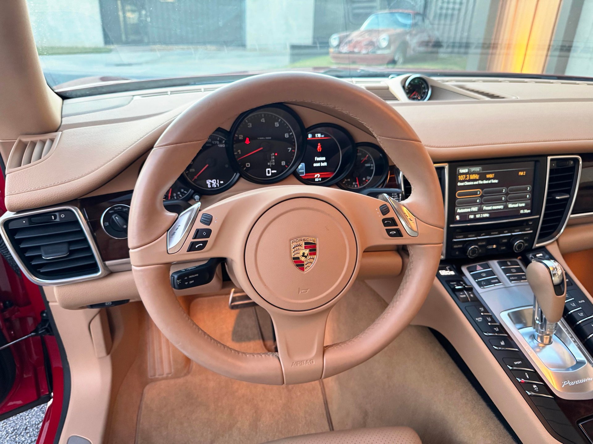 Used 2013 Porsche Panamera image 31