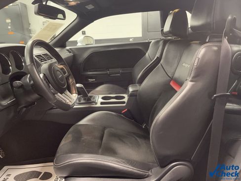Used 2014 Dodge Challenger SRT8 image 14
