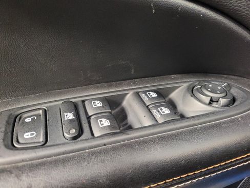 Used 2017 Jeep Compass Latitude AWD/4WD image 27