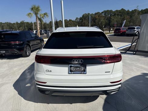 Used 2023 Audi Q8 Premium Plus image 4