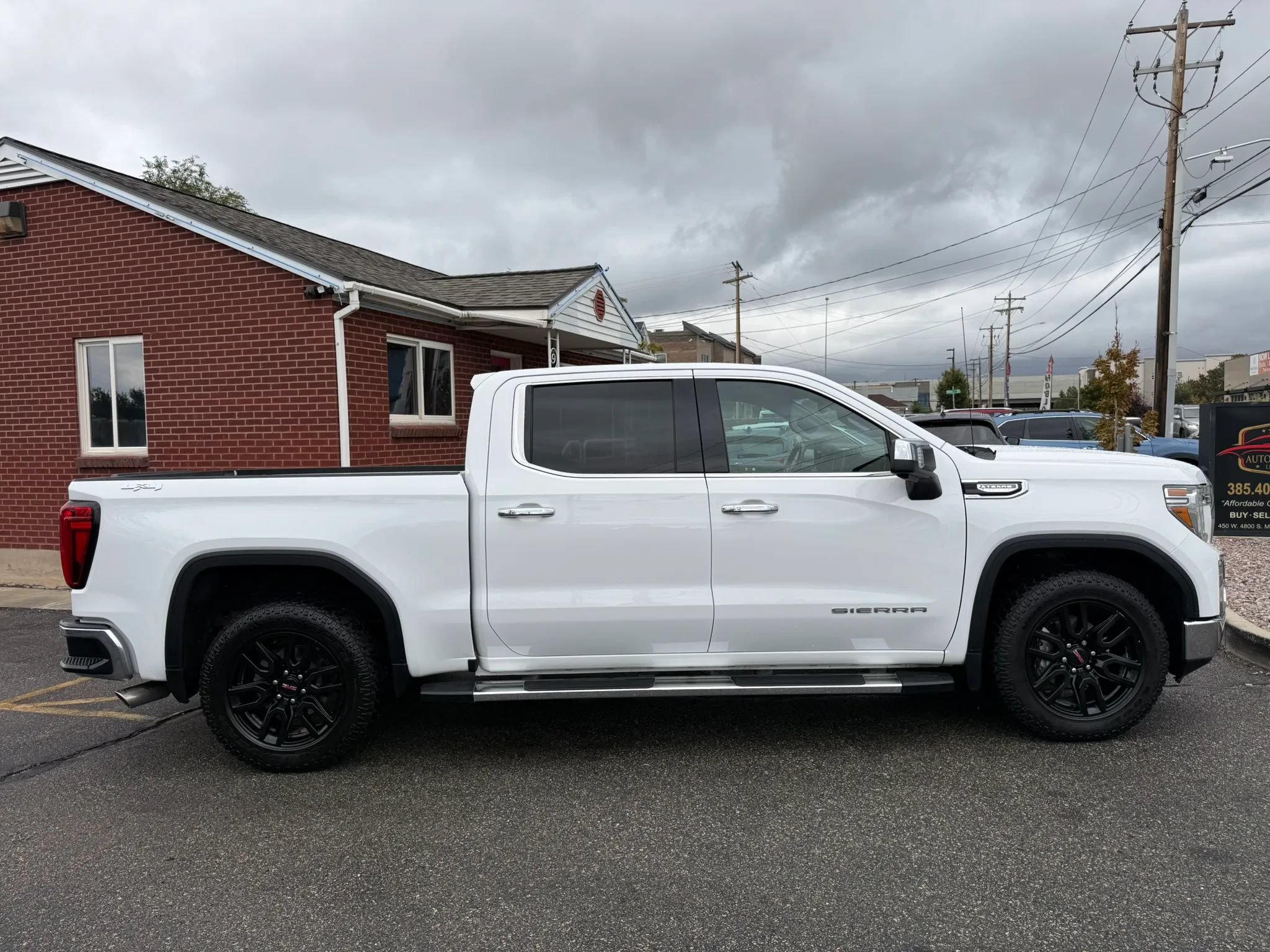 Used 2020 GMC Sierra 1500 SLT AWD/4WD image 4
